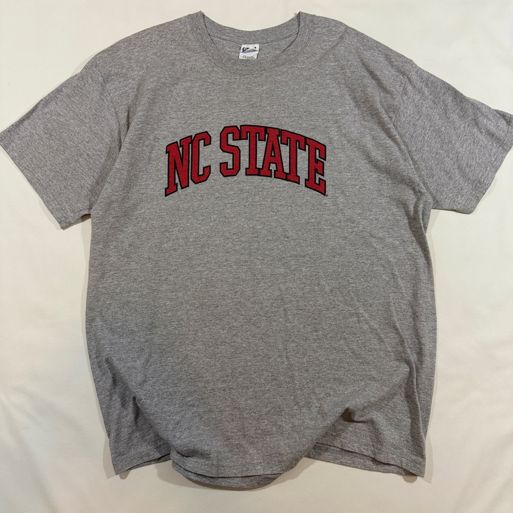Vintage Y2K Anvil NC State T-Shirt Men XL Gray Excellent Collegiate Graphic Tee